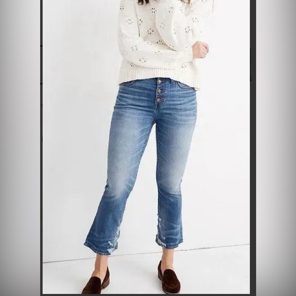 Madewell | Cali Demi-Boot Jeans in Bess wash Button front edition